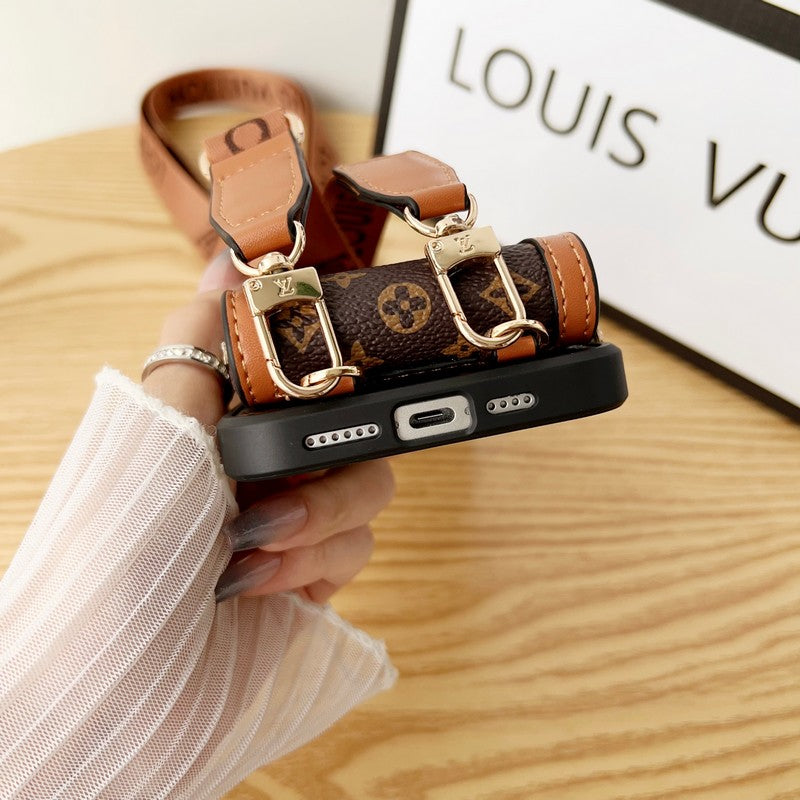 Capa para iPhone com corrente porta-cartões Lou GG