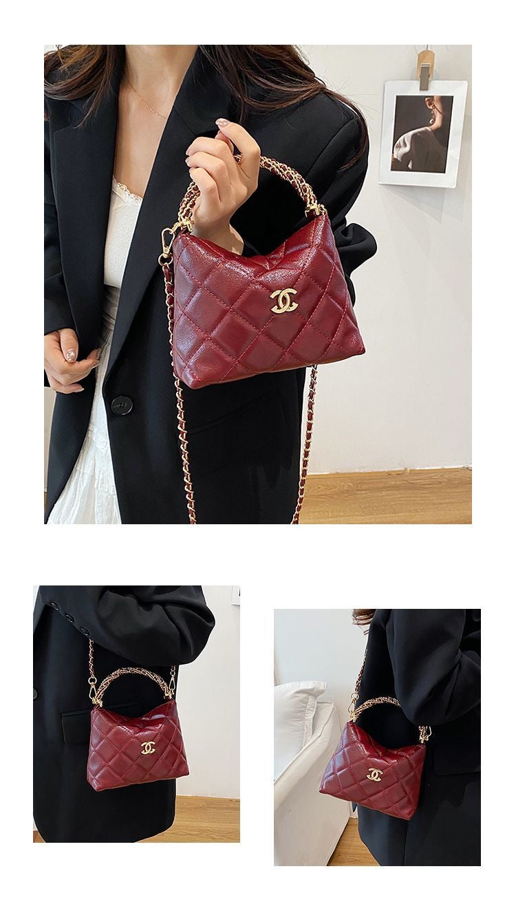 Quilted Chain Cloud Bag - Adjustable Strap Textured Crossbody