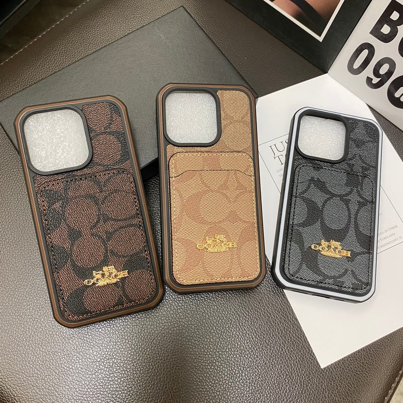 Capa Coach para iPhone com porta-cartões Café -KB241416