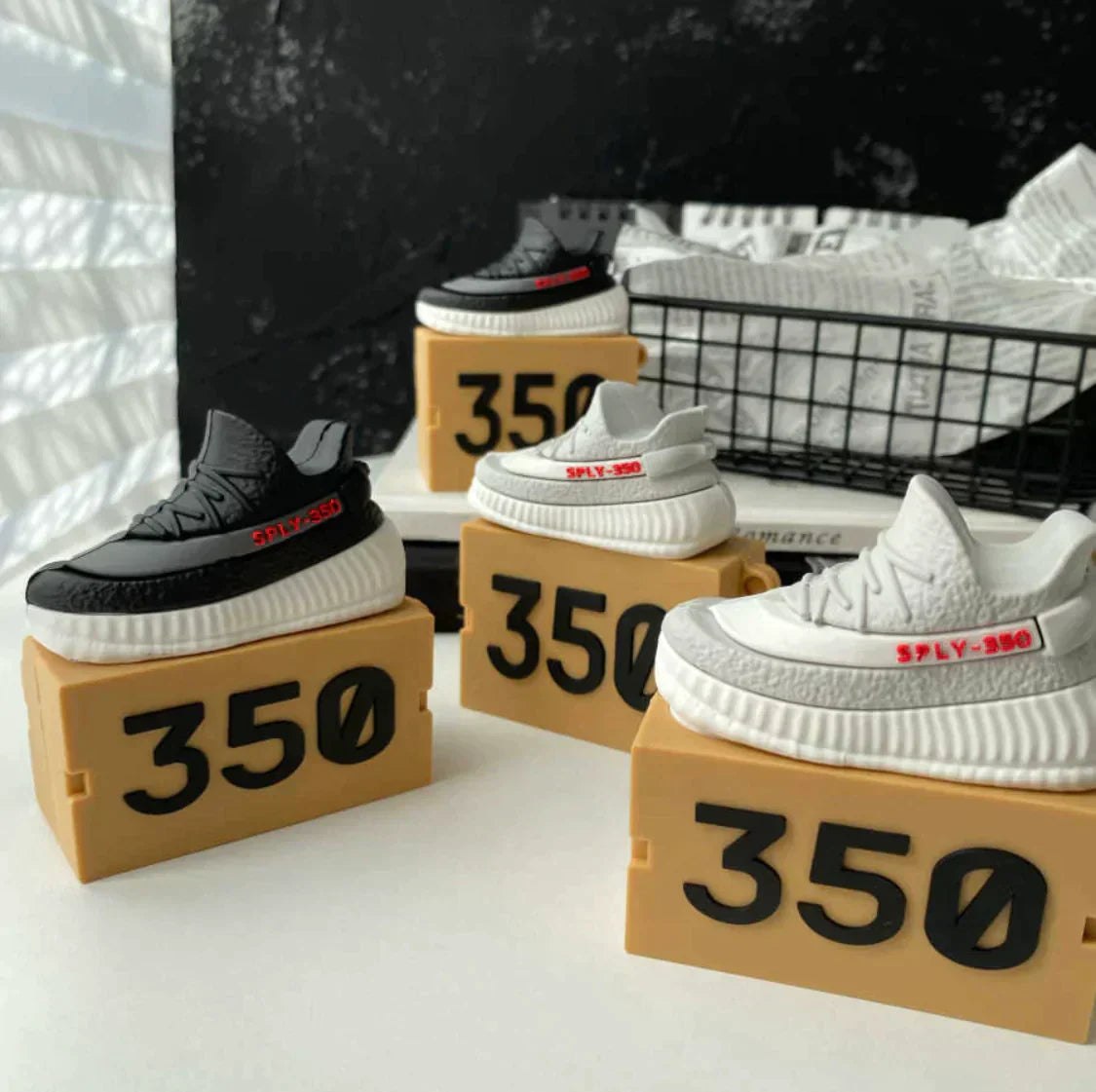 350 de huse AirPods