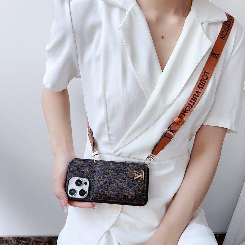 Lou Side Card Bag Umhängetasche mit Kette für iPhone