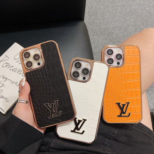 Etui na iPhone'a w kolorze krokodyla Lou