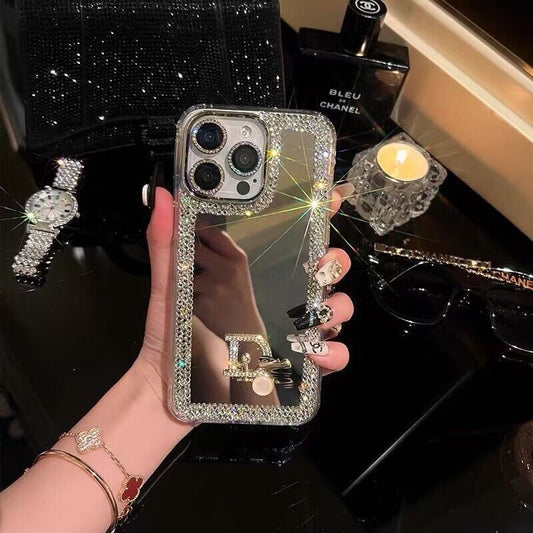 Pouzdro na iPhone Glamorous Beauty Mirror – make-up a styl na cestách!