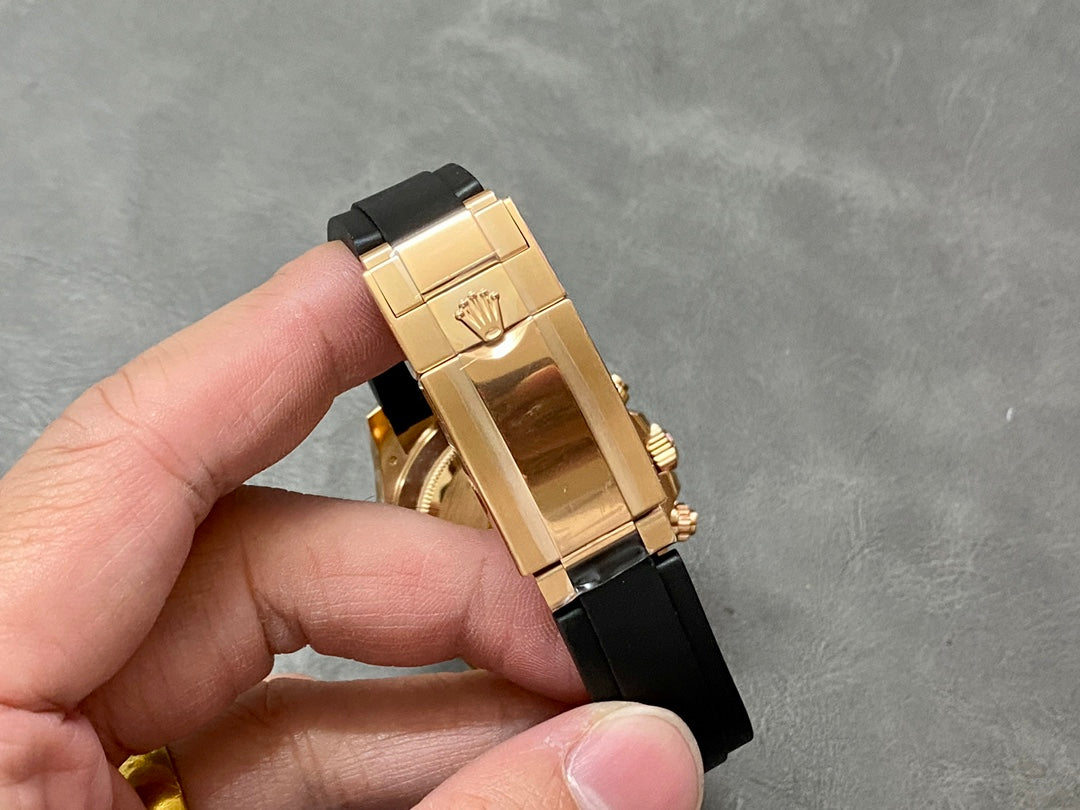 Luxus-Chronograph-Sportuhr mit Kautschukarmband