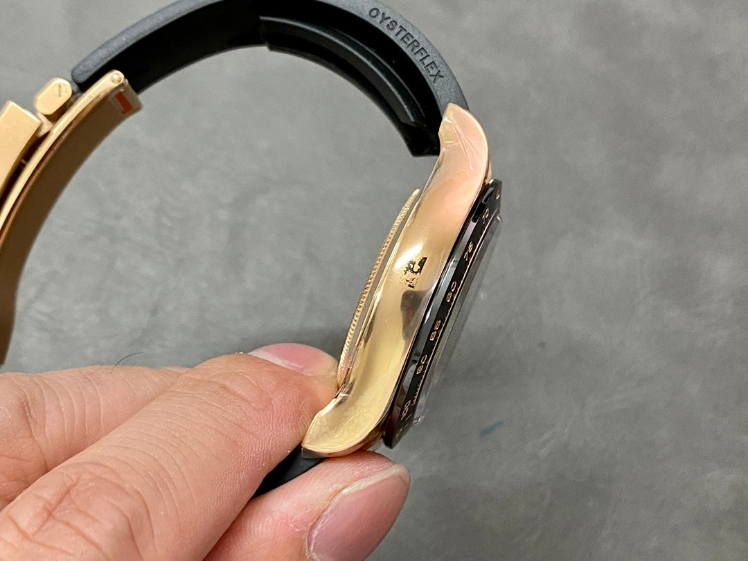 Luxus-Chronograph-Sportuhr mit Kautschukarmband