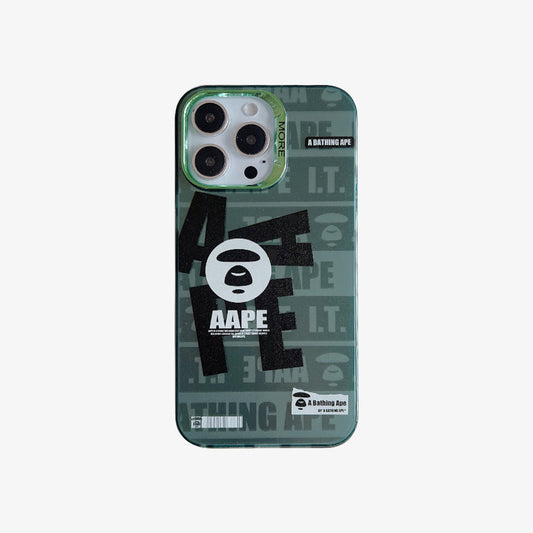 Ограниченный чехол для iPhone | Зеленые буквы APE
